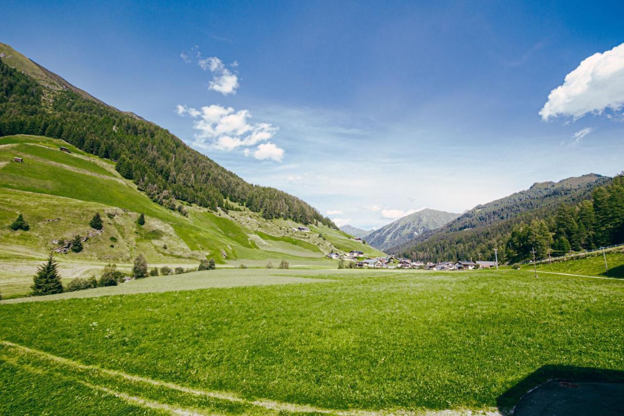 Nedererhof - Gemutliche Zimmer Mit Gemeinschaftskuche Ausserschmirn Exterior photo