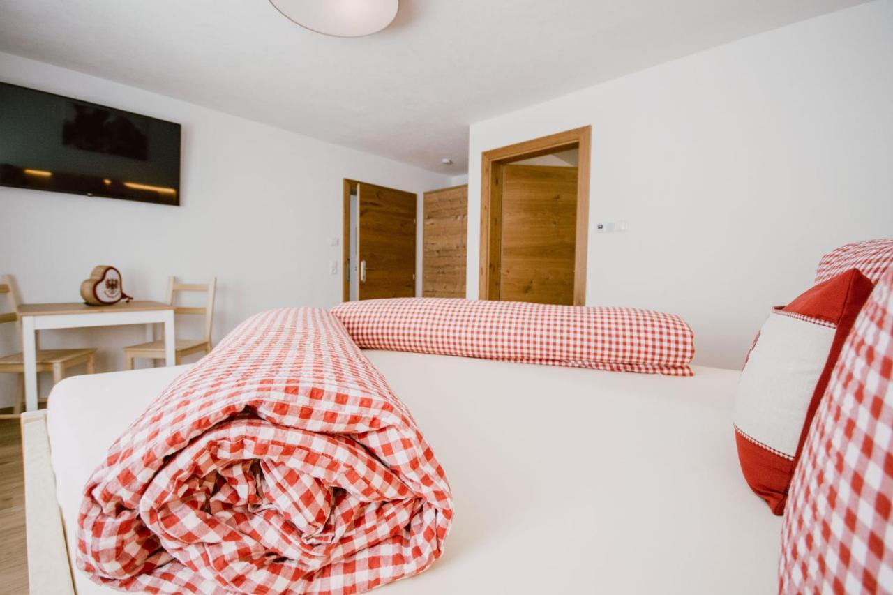 Nedererhof - Gemutliche Zimmer Mit Gemeinschaftskuche Ausserschmirn Exterior photo